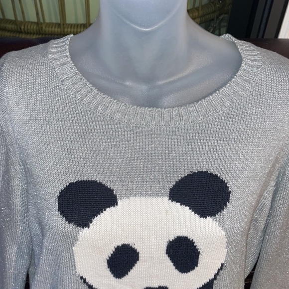 Sweater Project silver shimmer panda print sweater - Picture 4 of 10
